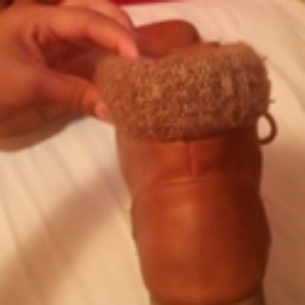 Boots - Picture 4 of 4